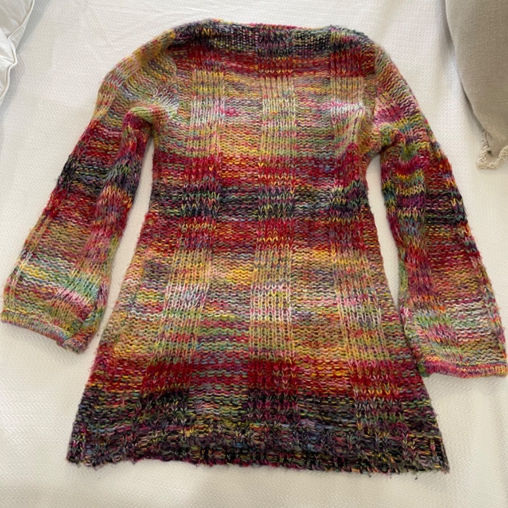 Sweater - Picture 2 of 4